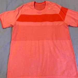 Mens xl Lululemon top